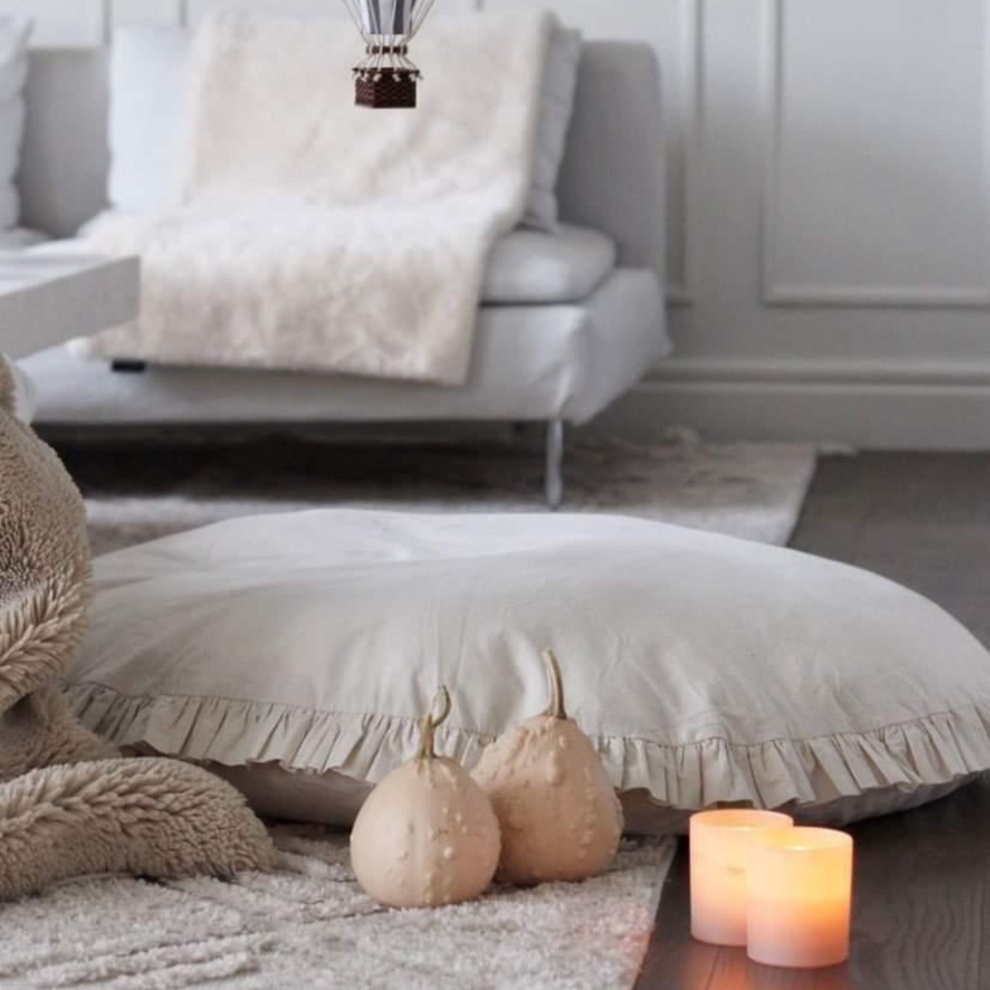 MINICAMP Large Floor Cushion with Ruffled Edges - Flossie & George