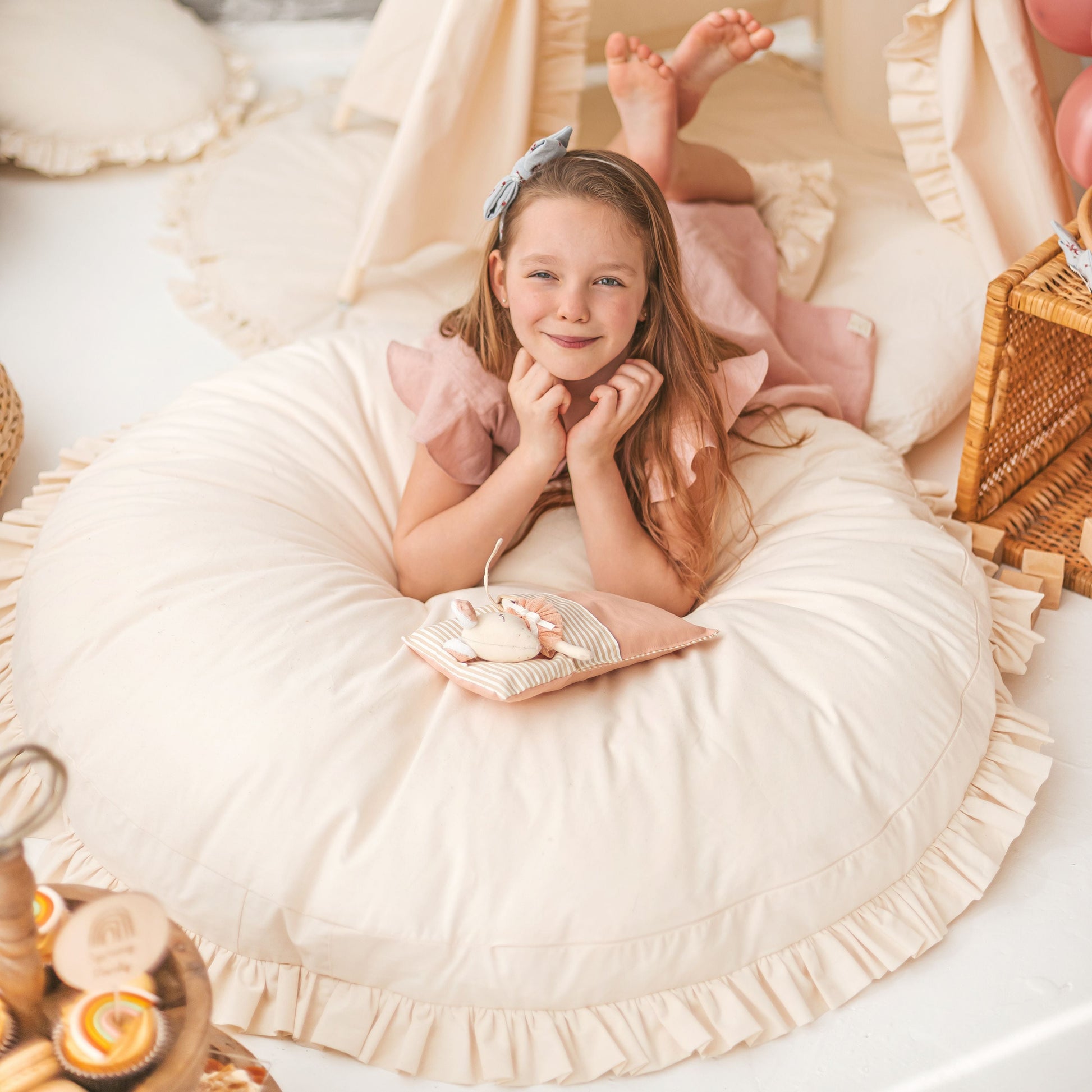 MINICAMP Large Floor Cushion with Ruffled Edges - Flossie & George