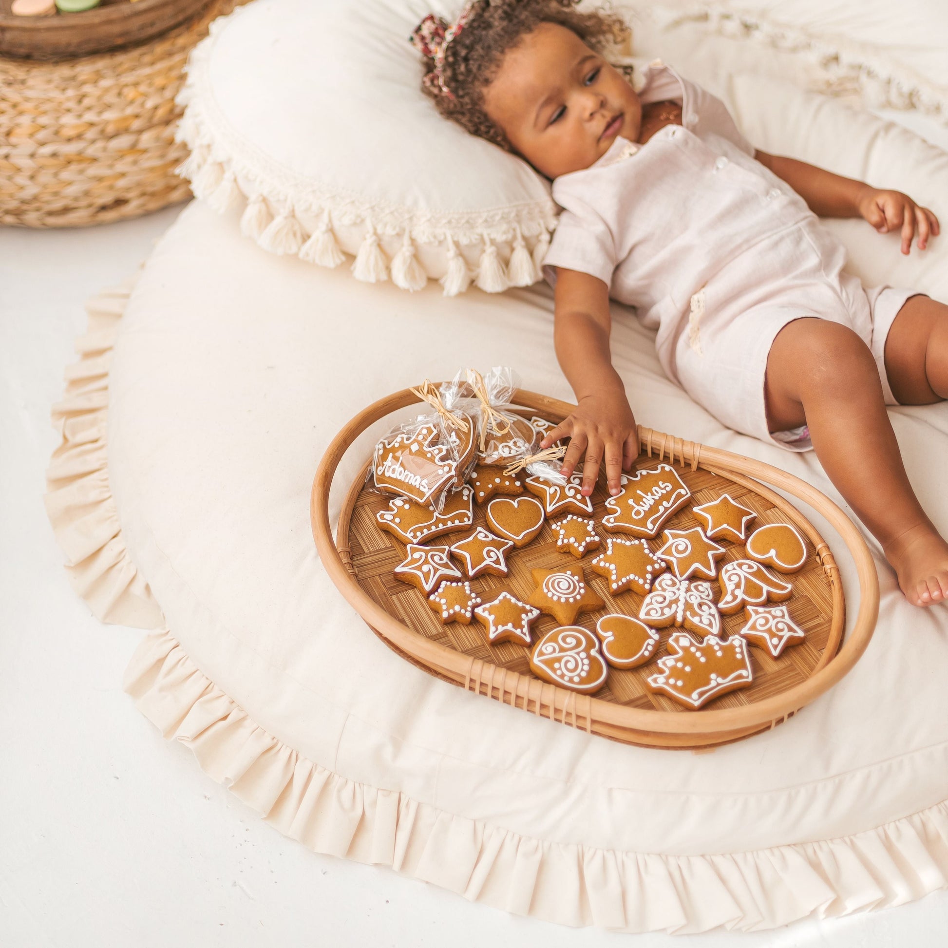 MINICAMP Large Floor Cushion with Ruffled Edges - Flossie & George